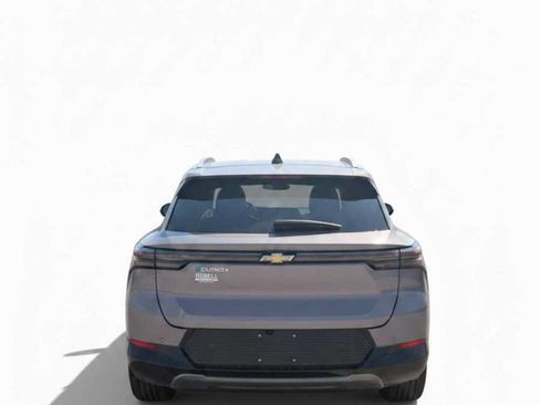 Used 2025 Chevrolet Equinox EV LT w/ Convenience Package FWD image 5