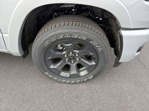New 2026 RAM 1500 4x4 Crew Cab image 16