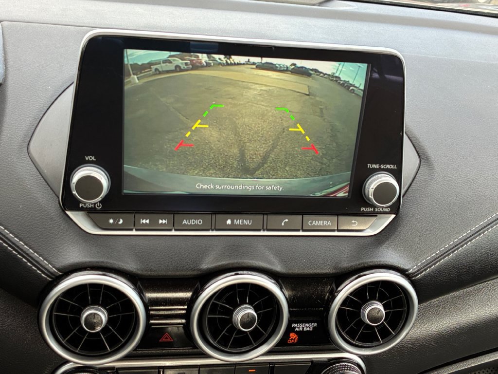 Used 2024 Nissan Sentra SV FWD image 9