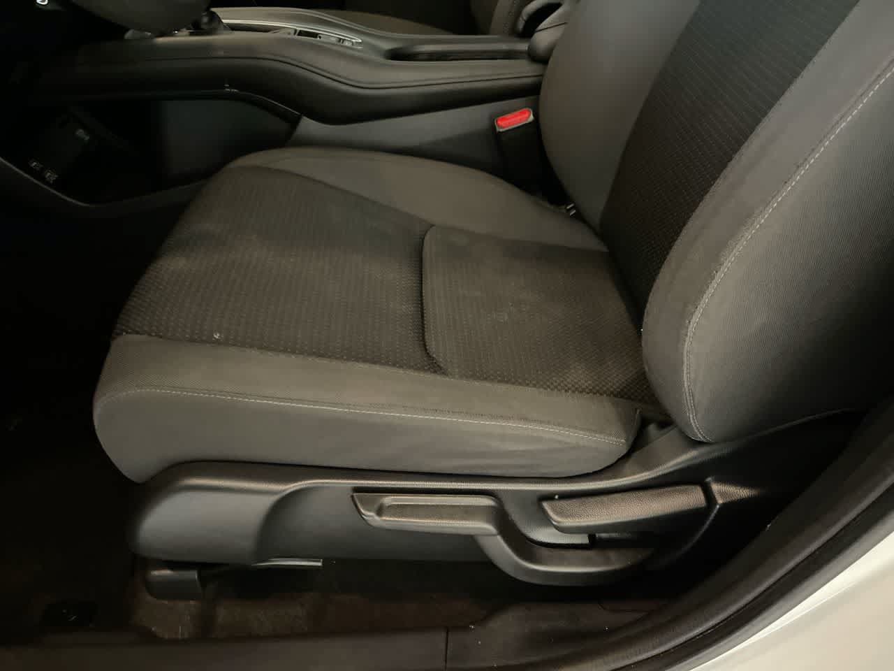 Used 2019 Honda HR-V EX image 12
