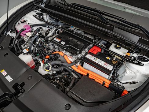 Certified 2024 Lexus RZ 300e Premium w/ Technology Package FWD image 39