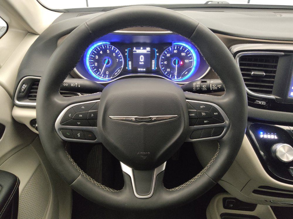 Used 2023 Chrysler Voyager LX FWD image 22