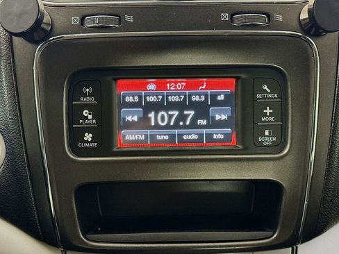 Used 2018 Dodge Journey SE w/ Mopar All Weather Group FWD image 17
