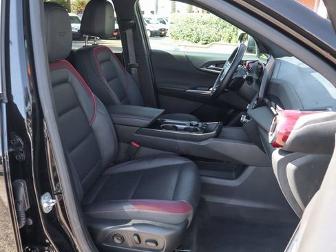 Used 2025 Chevrolet Equinox RS w/ Convenience Package III FWD image 40