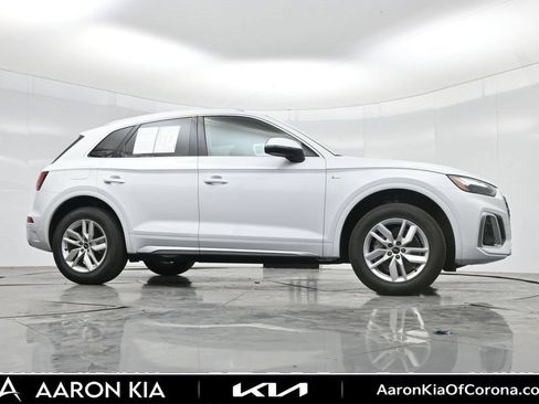 Used 2023 Audi Q5 2.0T Premium w/ Convenience Package AWD/4WD image 54