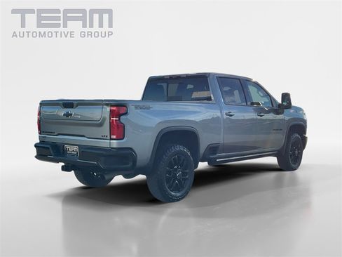 Used 2025 Chevrolet Silverado 2500 LTZ w/ Trail Boss Package image 7