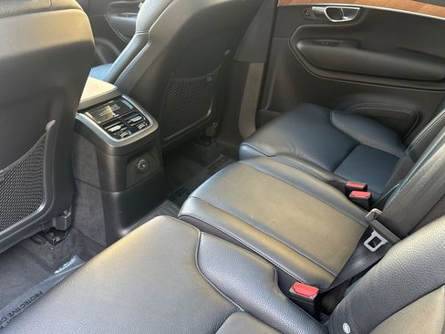 Used 2021 Volvo XC90 T8 Inscription Expression image 12