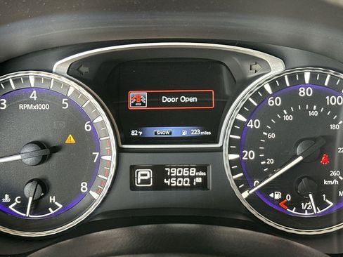 Used 2019 INFINITI QX60 Luxe w/ Essential Package image 10