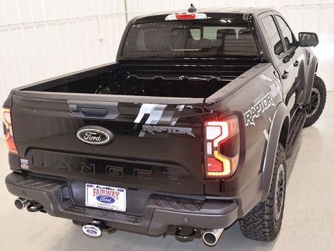 New 2025 Ford Ranger Raptor image 39