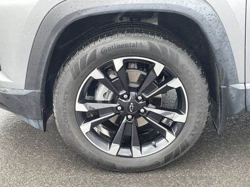 Used 2025 Chevrolet Equinox RS w/ Safety and Technology Package image 11