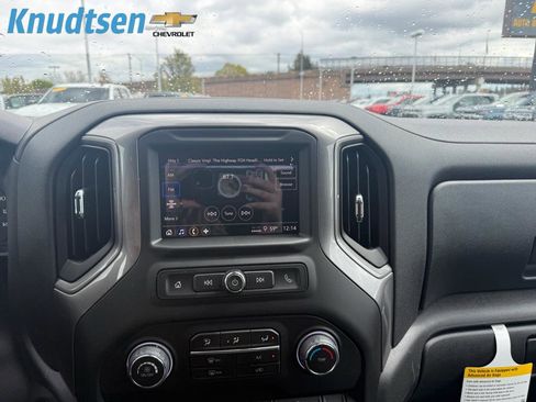 New 2026 Chevrolet Silverado 1500 Custom Trail Boss AWD/4WD image 20