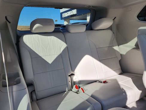 New 2026 Buick Enclave Avenir w/ Super Cruise Package image 49