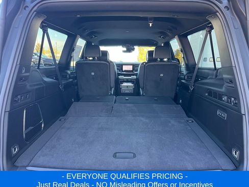 New 2025 Jeep Wagoneer L Series II image 29