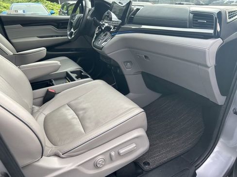 Used 2024 Honda Odyssey Elite image 45