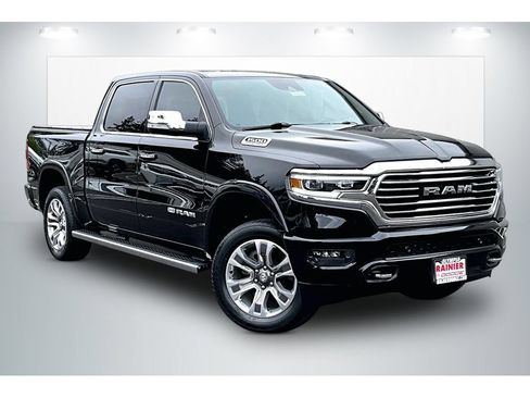 Used 2022 RAM 1500 Limited w/ Body Color Bumper Group AWD/4WD image 1
