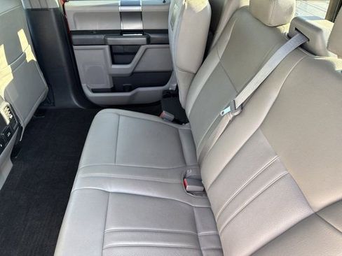 Used 2018 Ford F150 XLT w/ Equipment Group 302A Luxury AWD/4WD image 18