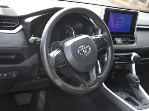 Certified 2023 Toyota RAV4 LE image 8