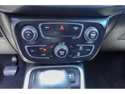 Used 2019 Jeep Compass Sport FWD image 20
