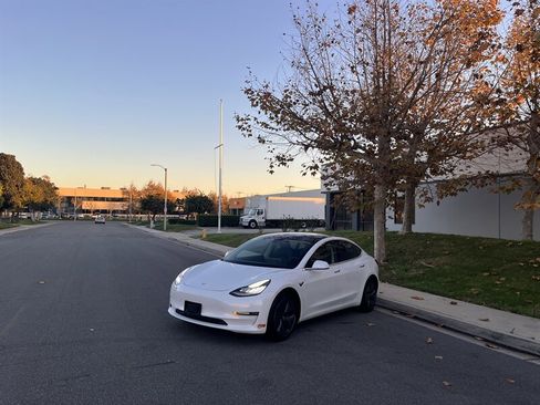 Used 2020 Tesla Model 3 Long Range image 7