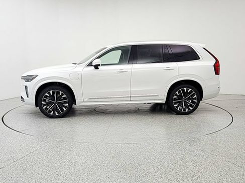 New 2026 Volvo XC90 T8 Plus w/ Protection Package Premier AWD/4WD image 8