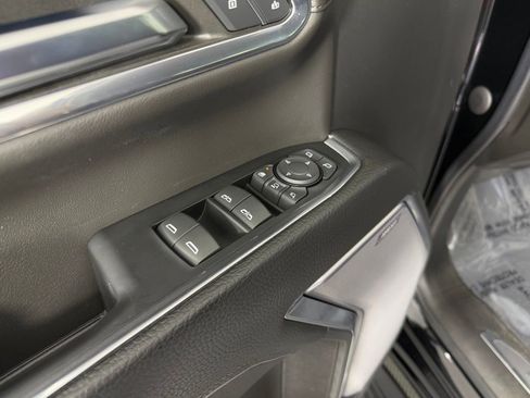 Used 2024 GMC Sierra 2500 Denali w/ Denali Reserve Package image 23