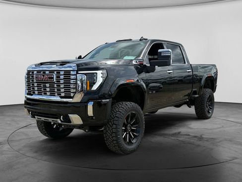 New 2026 GMC Sierra 2500 Denali w/ Technology Package AWD/4WD image 3
