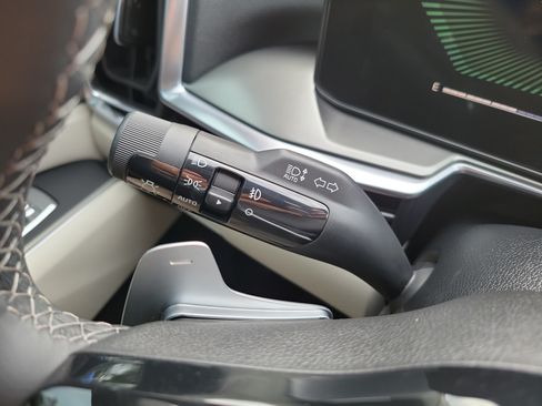Certified 2025 Kia Sorento EX FWD image 30