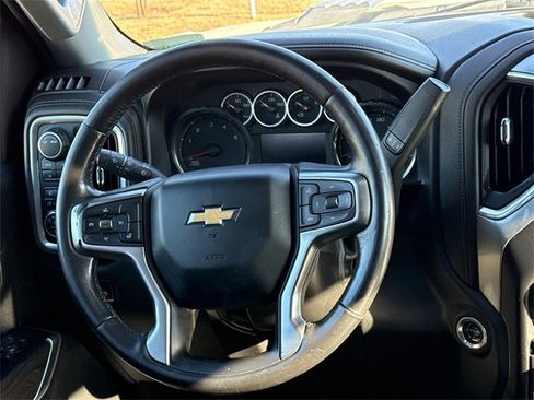 Used 2021 Chevrolet Silverado 2500 LTZ w/ LTZ Convenience Package image 16