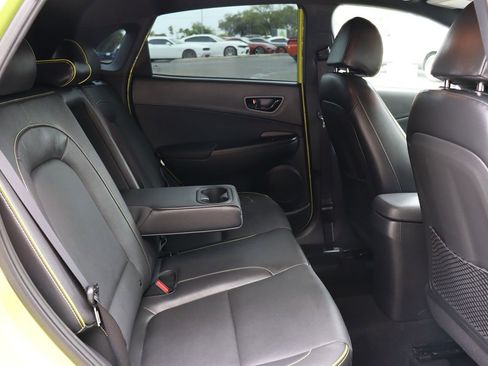 Used 2019 Hyundai Kona Limited AWD/4WD image 27