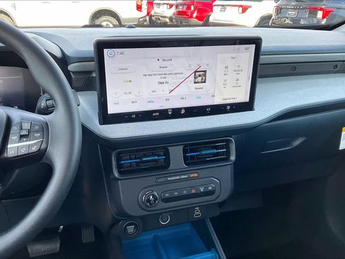 New 2026 Ford Maverick XLT image 6