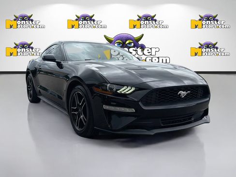 Used 2023 Ford Mustang Coupe RWD image 3