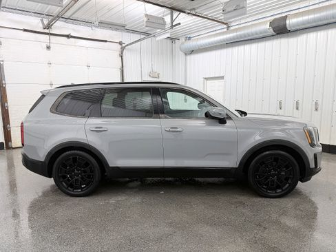 Used 2022 Kia Telluride EX w/ EX Premium Package image 43