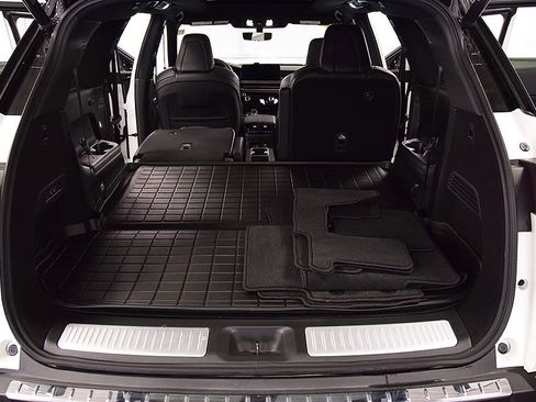 Used 2025 INFINITI QX60 Autograph w/ Cargo Package AWD/4WD image 33