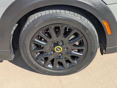 Used 2023 MINI Cooper SE image 27