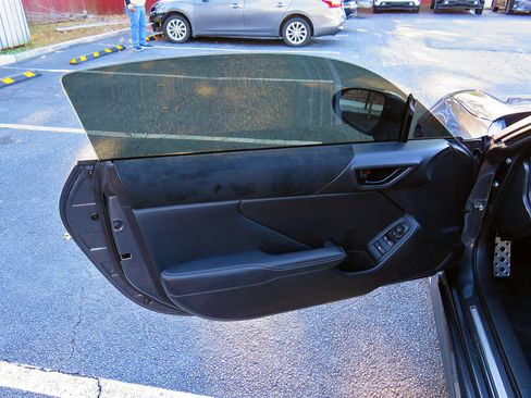 Used 2023 Toyota GR86 Premium w/ ALL Weather Mat Package (TMS) image 27