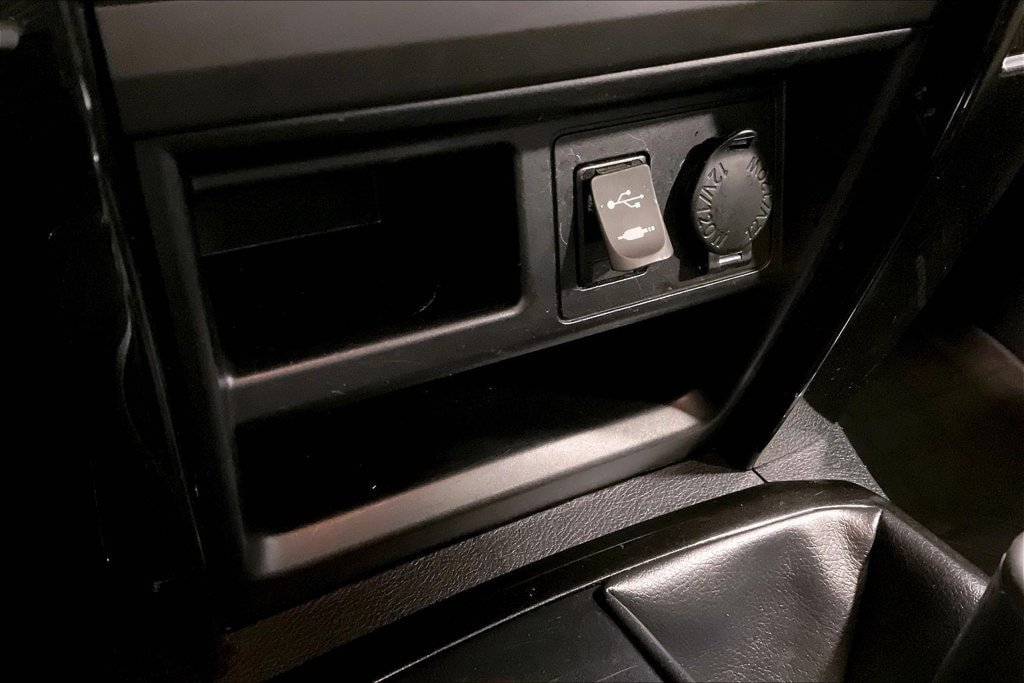 Used 2015 Toyota 4Runner Trail AWD/4WD image 17