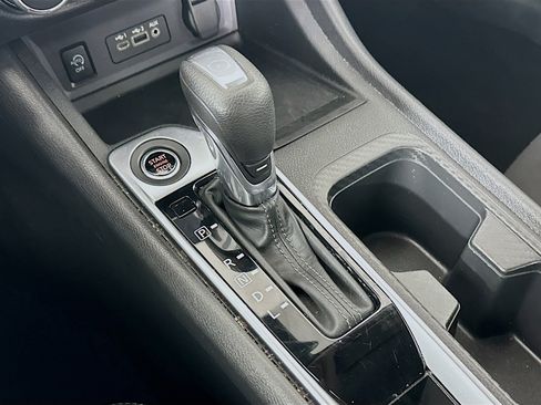 Used 2024 Nissan Sentra SV image 23