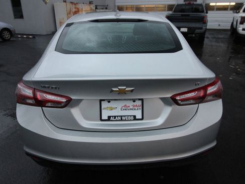 Used 2022 Chevrolet Malibu LT FWD image 4