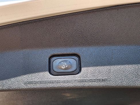 Used 2019 Ford Explorer Limited w/ Class III Trailer Tow Package FWD image 31