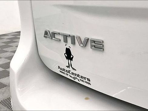 Used 2025 Ford Expedition Active AWD/4WD image 9
