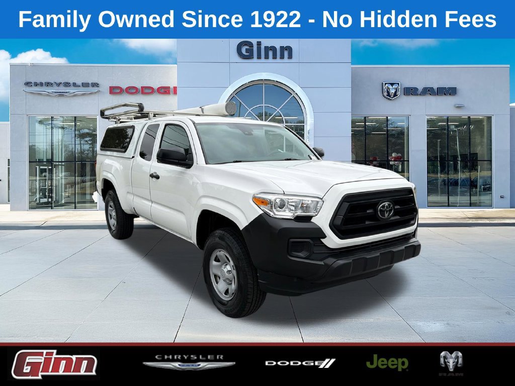 Used 2023 Toyota Tacoma SR RWD image 1