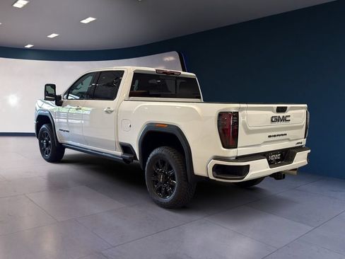 New 2026 GMC Sierra 2500 AT4 w/ AT4 Premium Plus Package AWD/4WD image 5