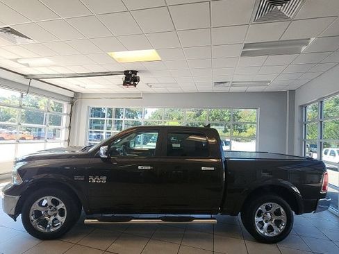 Used 2014 RAM 1500 Laramie w/ Convenience Group AWD/4WD image 7