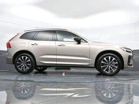 New 2025 Volvo XC60 B5 Core w/ Protection Package Premier image 40