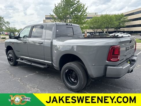 New 2026 RAM 3500 Laramie w/ Night Edition AWD/4WD image 6