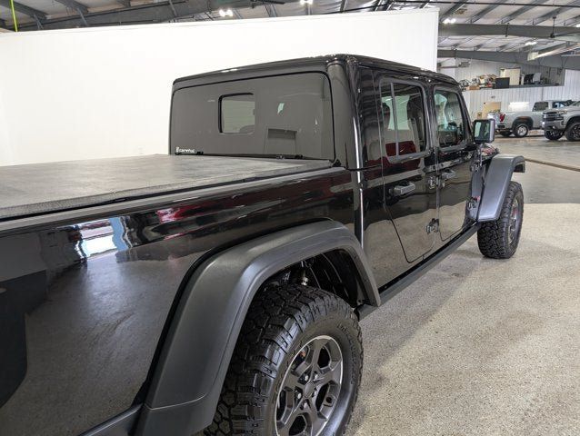 Used 2021 Jeep Gladiator Rubicon AWD/4WD image 3