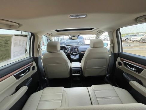 Used 2017 Honda CR-V Touring image 21