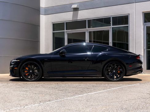 Certified 2025 Bentley Continental GT AWD/4WD image 17