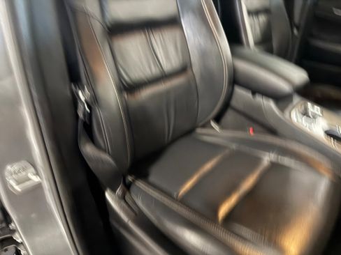 Used 2014 Jeep Grand Cherokee Limited AWD/4WD image 10