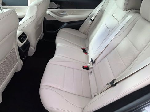 New 2026 Mercedes-Benz GLE 350 4MATIC image 11